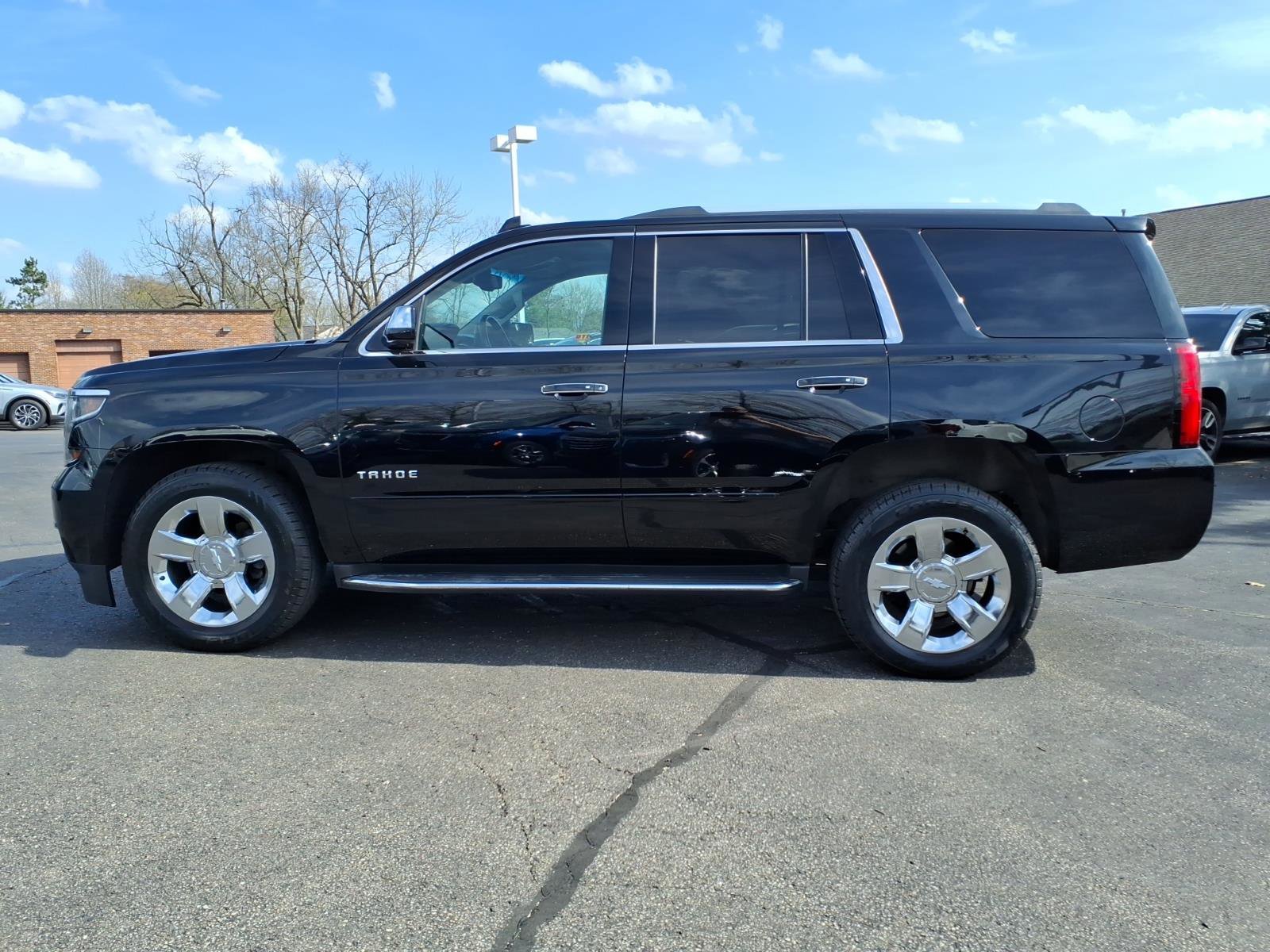 Used 2017 Chevrolet Tahoe Premier AWD/4WD image 4