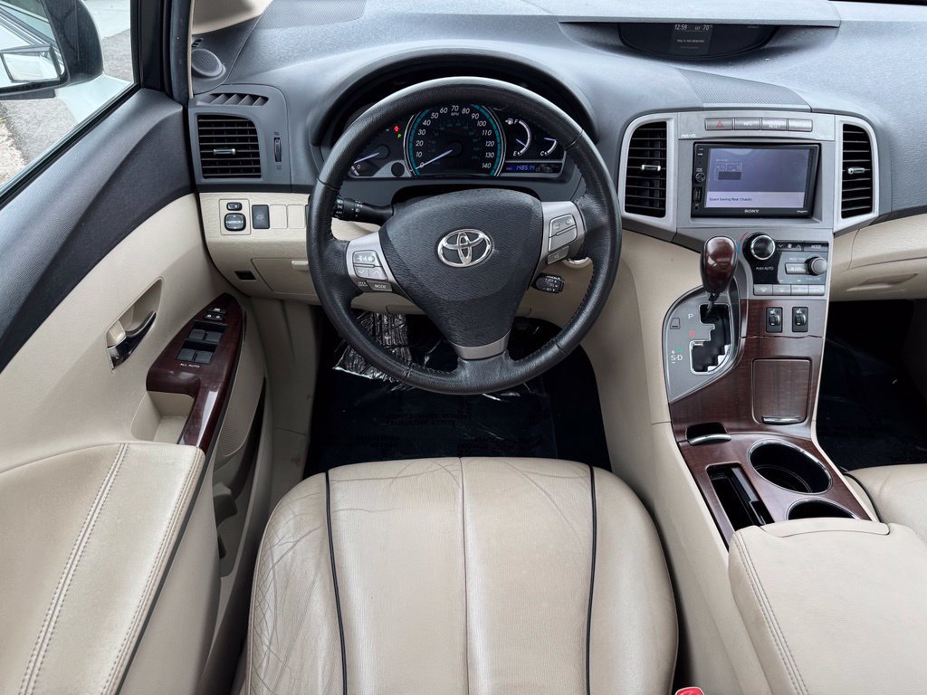 Used 2011 Toyota Venza AWD w/ Premium Pkg #2 image 12