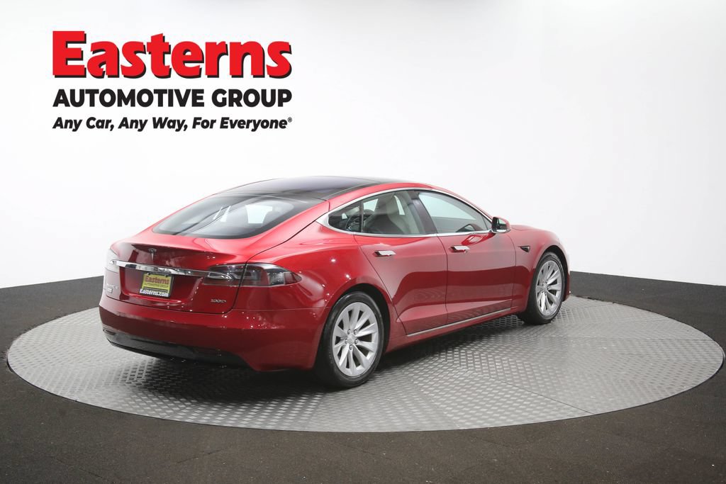 Used 2018 Tesla Model S 100D AWD/4WD image 38