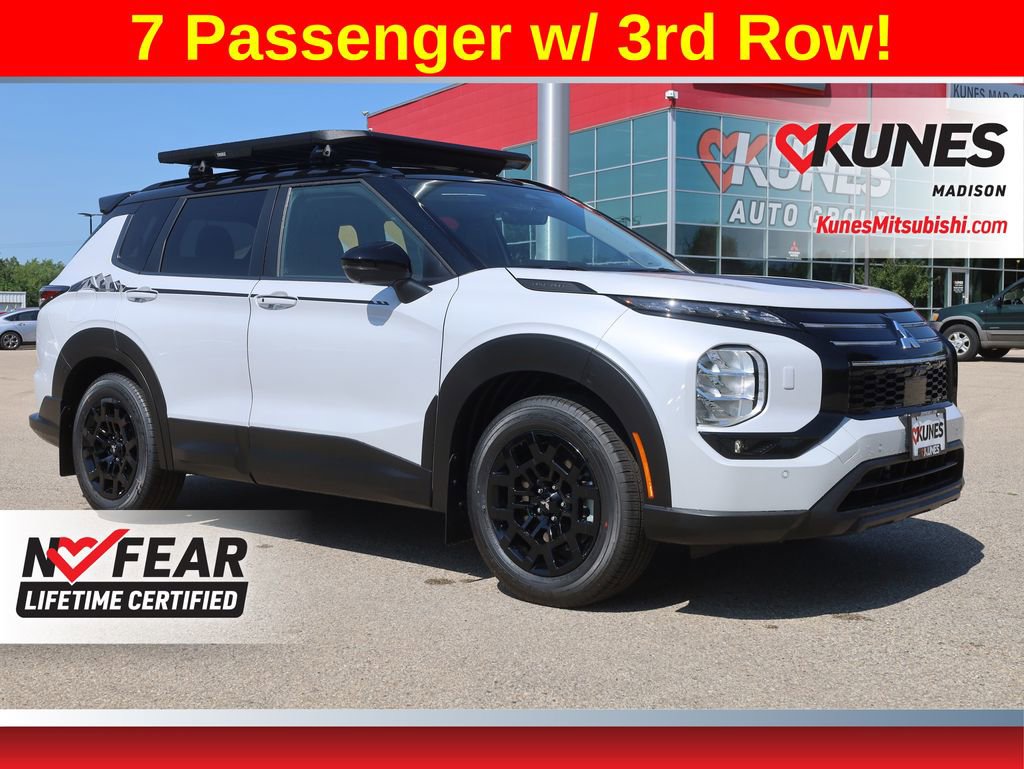 New 2025 Mitsubishi Outlander Trail Edition