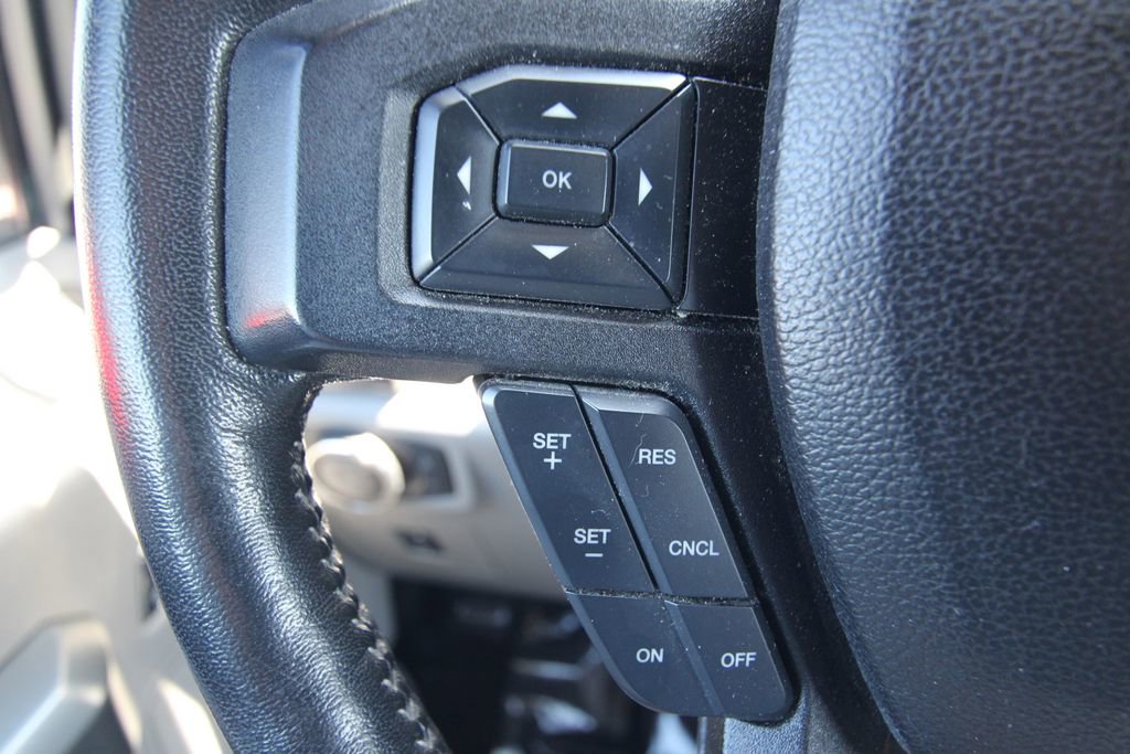 Used 2017 Ford F150 XLT w/ Equipment Group 302A Luxury image 21