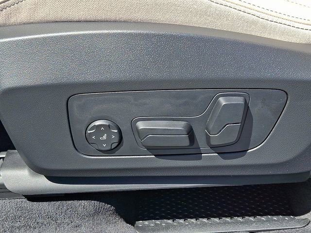 Certified 2025 BMW X1 xDrive28i w/ M Sport Package image 15