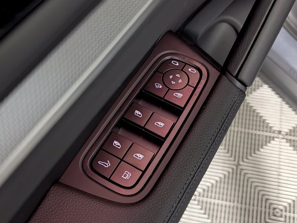 New 2026 Porsche Cayenne E-Hybrid AWD/4WD image 27