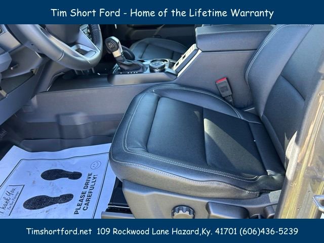 New 2025 Ford Bronco Badlands image 8