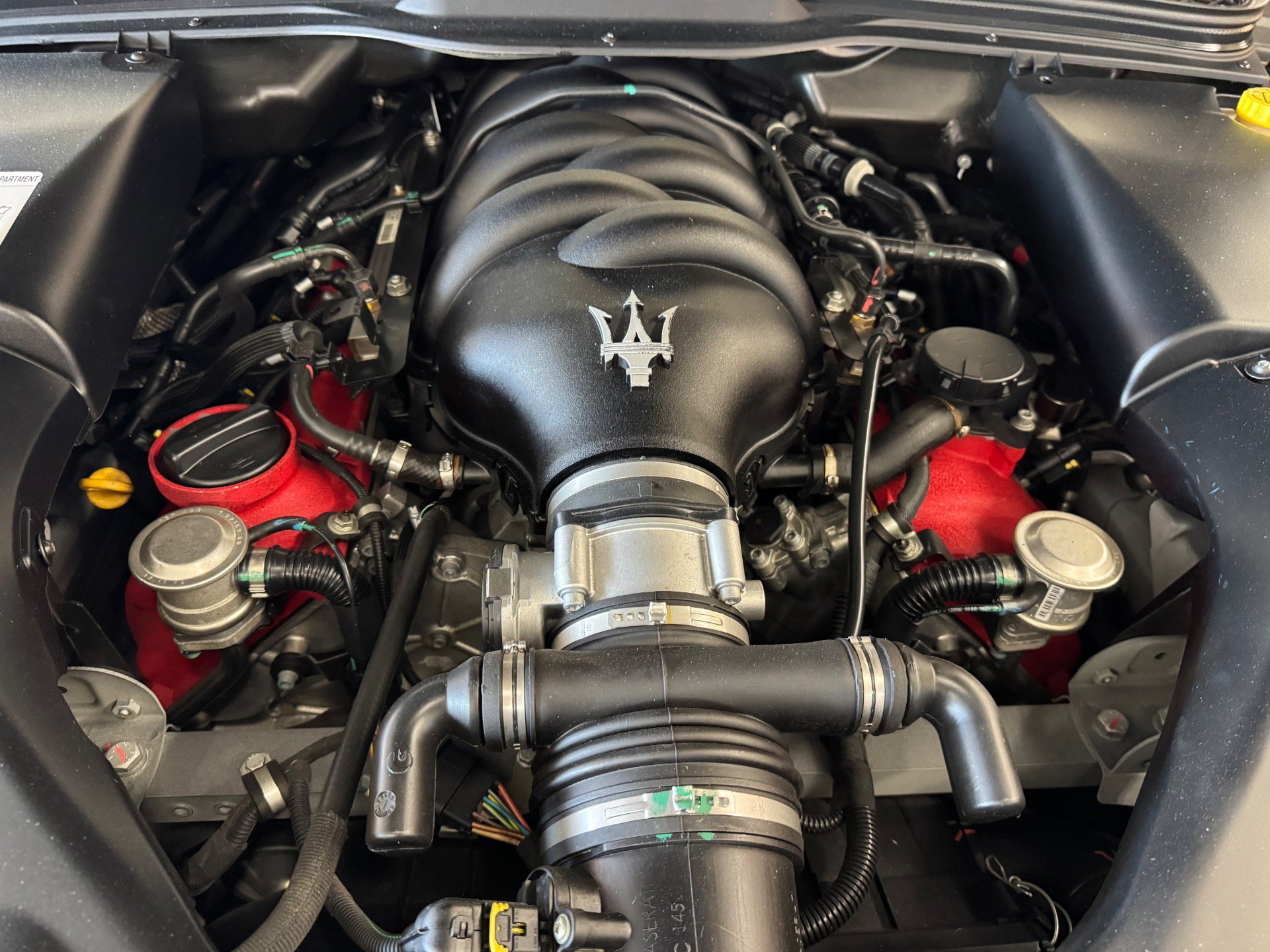 Used 2017 Maserati GranTurismo MC Centennial image 21