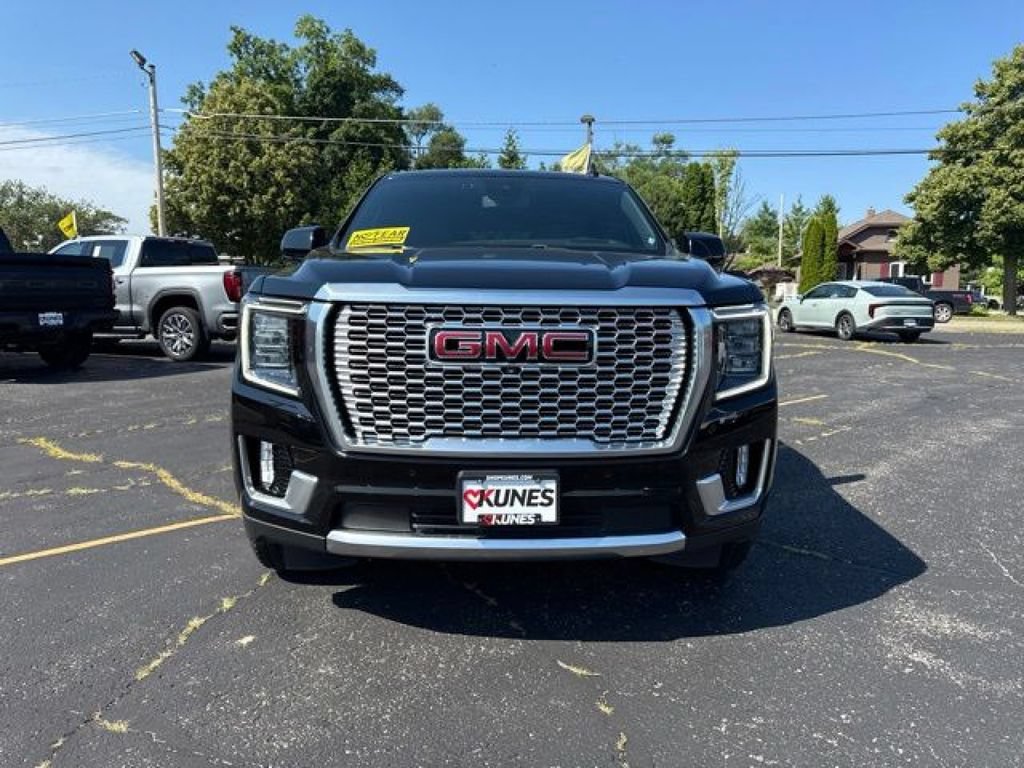 Used 2024 GMC Yukon Denali AWD/4WD image 13