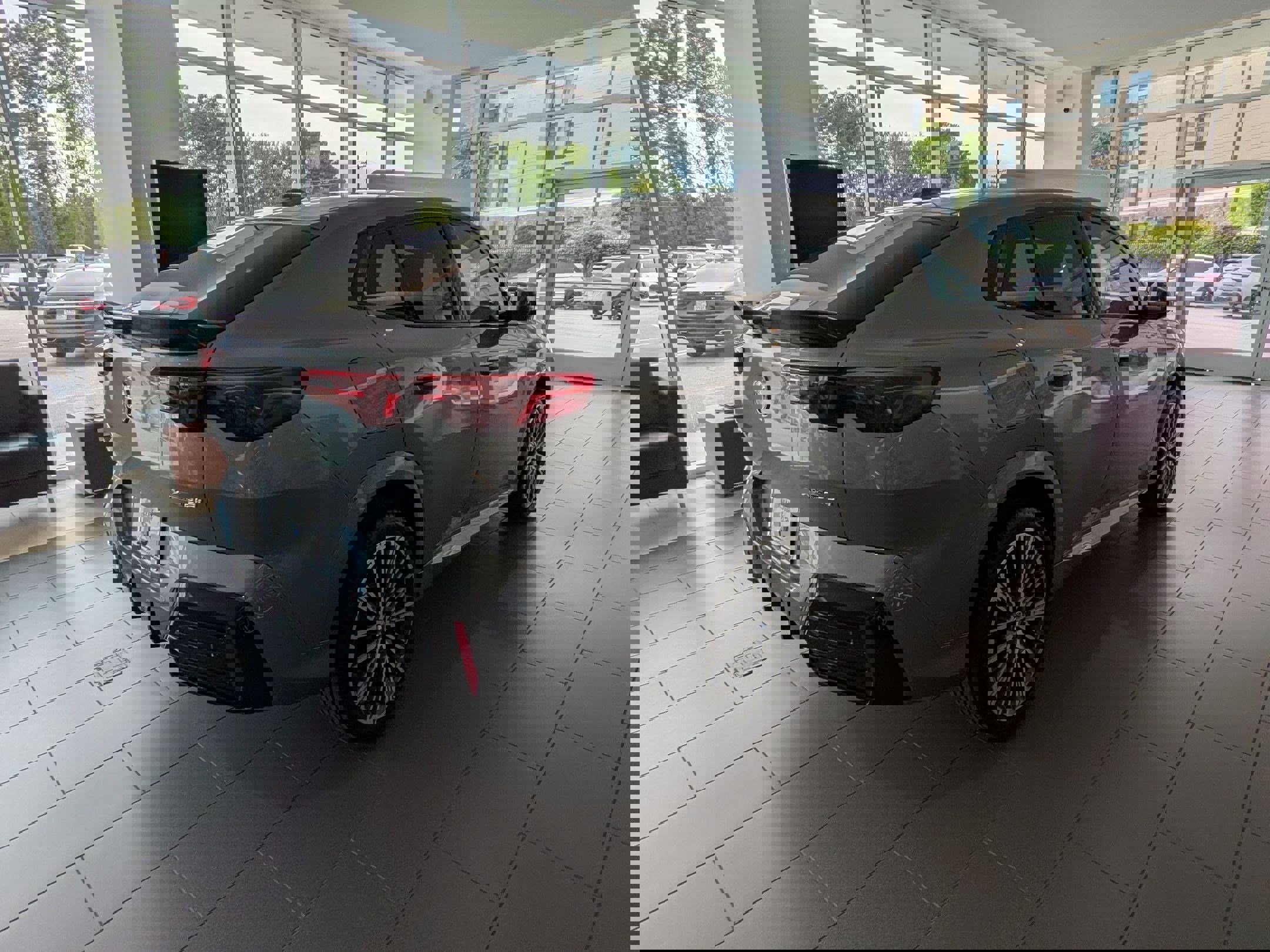 New 2026 BMW X2 xDrive28i w/ Technology Package AWD/4WD image 3