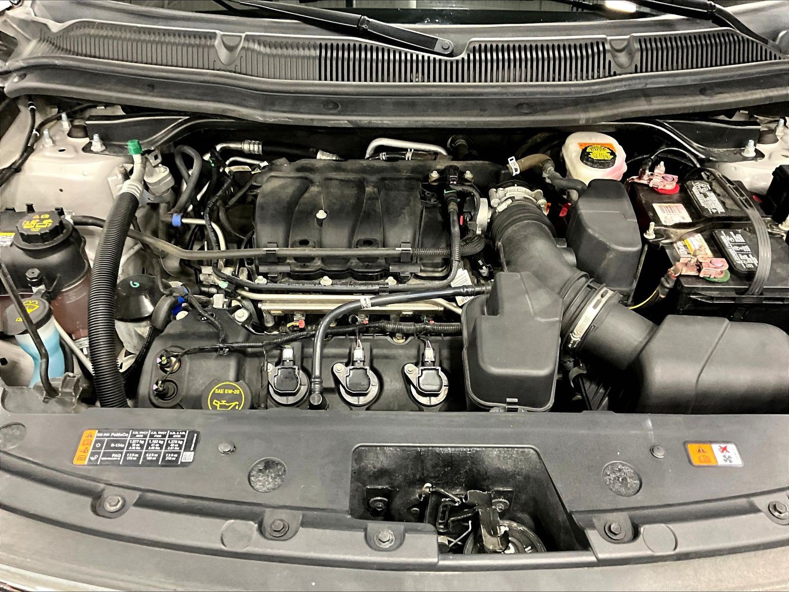Used 2018 Ford Explorer Limited AWD/4WD image 30