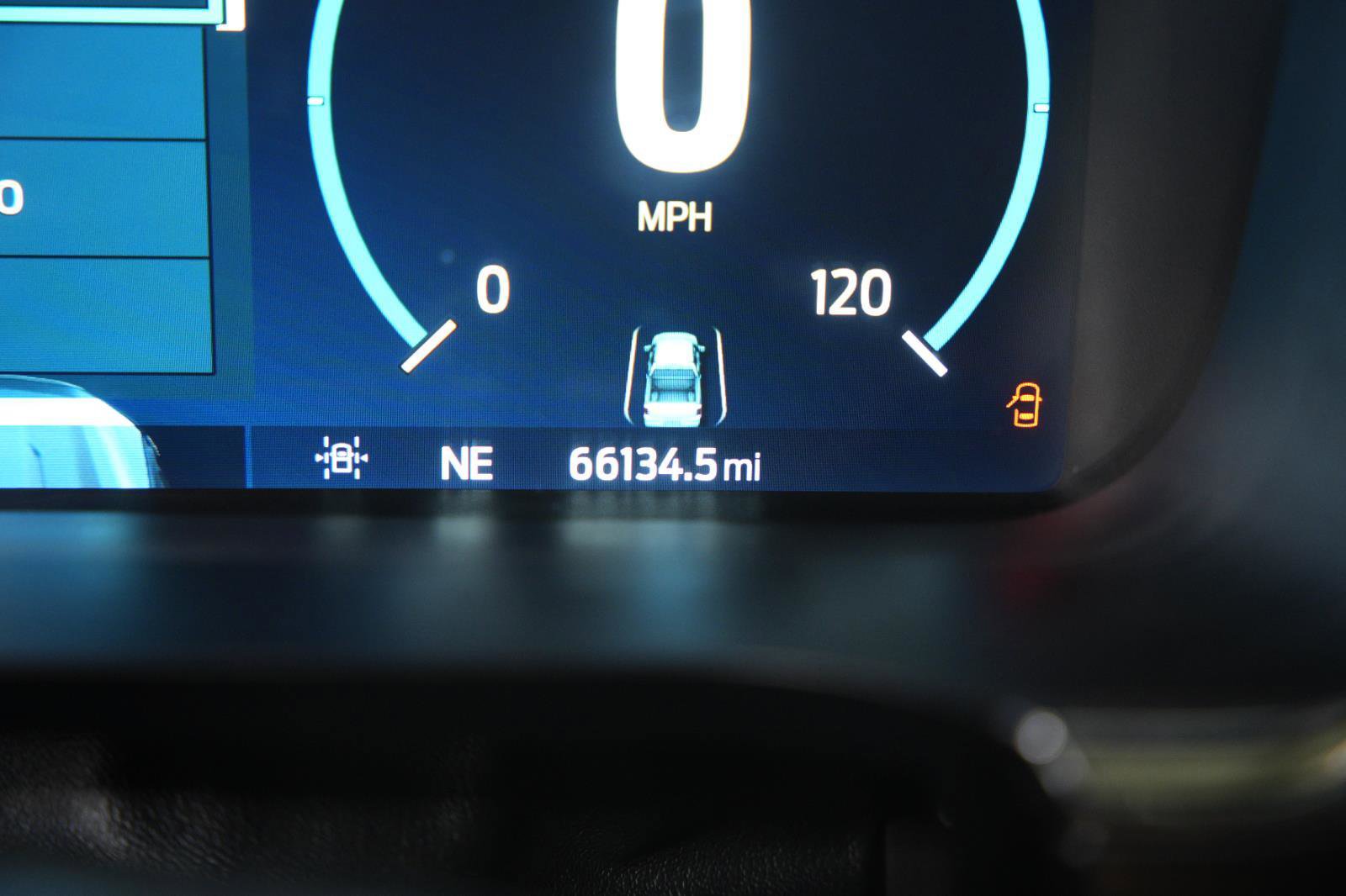 Used 2021 Ford F150 Lariat w/ Max Trailer Tow Package image 29