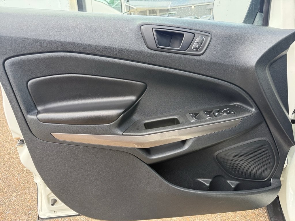 Used 2019 Ford EcoSport SES w/ SES Black Appearance Package AWD/4WD image 27