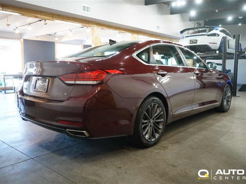Used 2015 Hyundai Genesis 3.8 w/ Option Group 02 RWD image 4