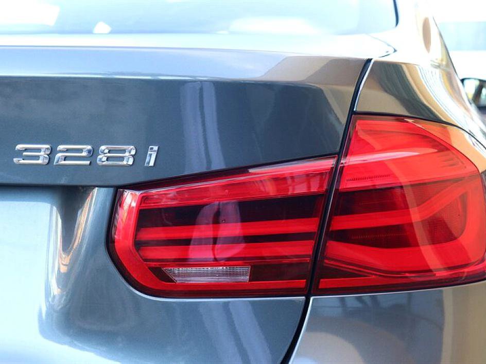 Used 2016 BMW 328i Sedan image 38