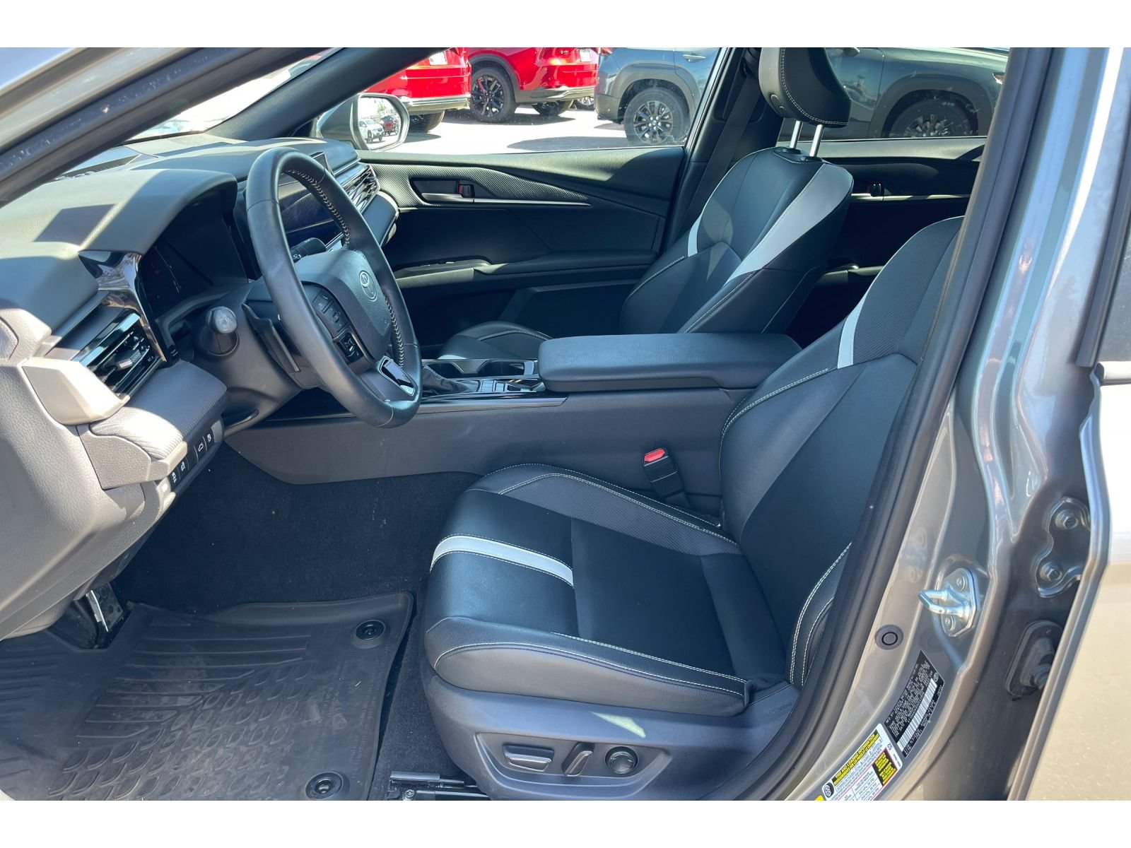 Used 2025 Toyota Camry SE w/ Multimedia Upgrade Package FWD image 11
