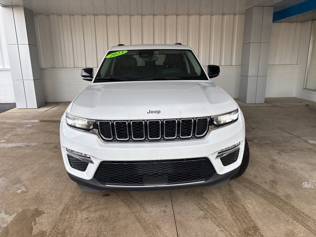 Used 2023 Jeep Grand Cherokee Limited image 2