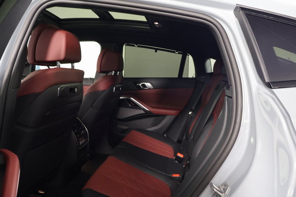 New 2027 BMW X6 xDrive40i AWD/4WD image 6
