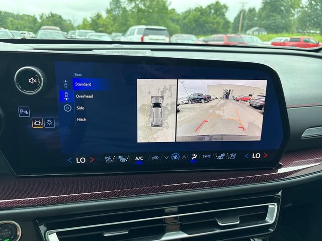 Used 2026 Chevrolet Traverse RS w/ LPO, Floor Liner Package AWD/4WD image 17