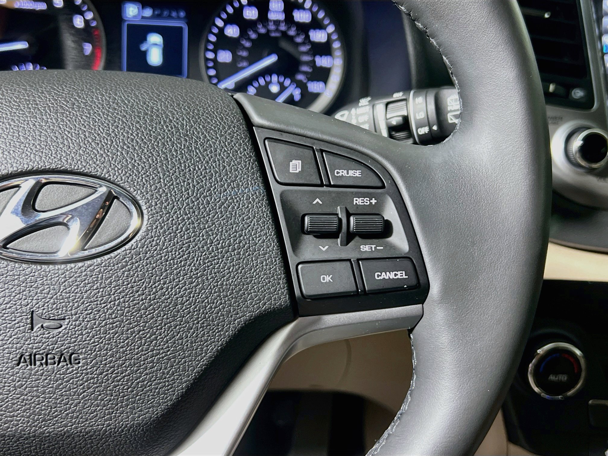 Used 2018 Hyundai Tucson Limited FWD image 19