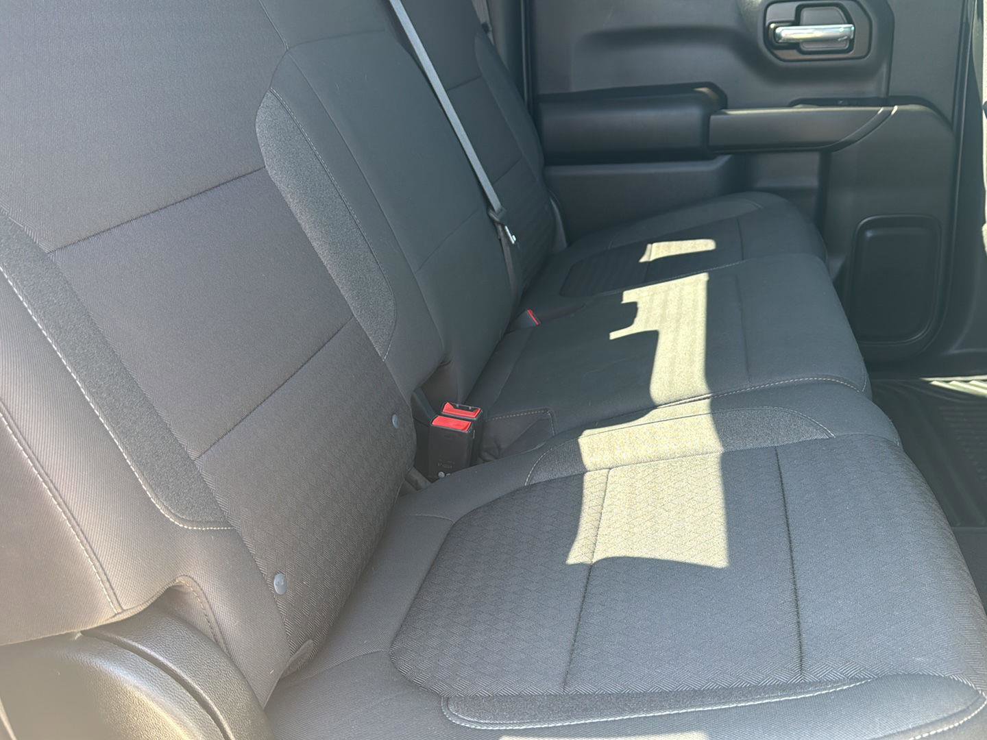 Used 2021 Chevrolet Silverado 1500 LT AWD/4WD image 11