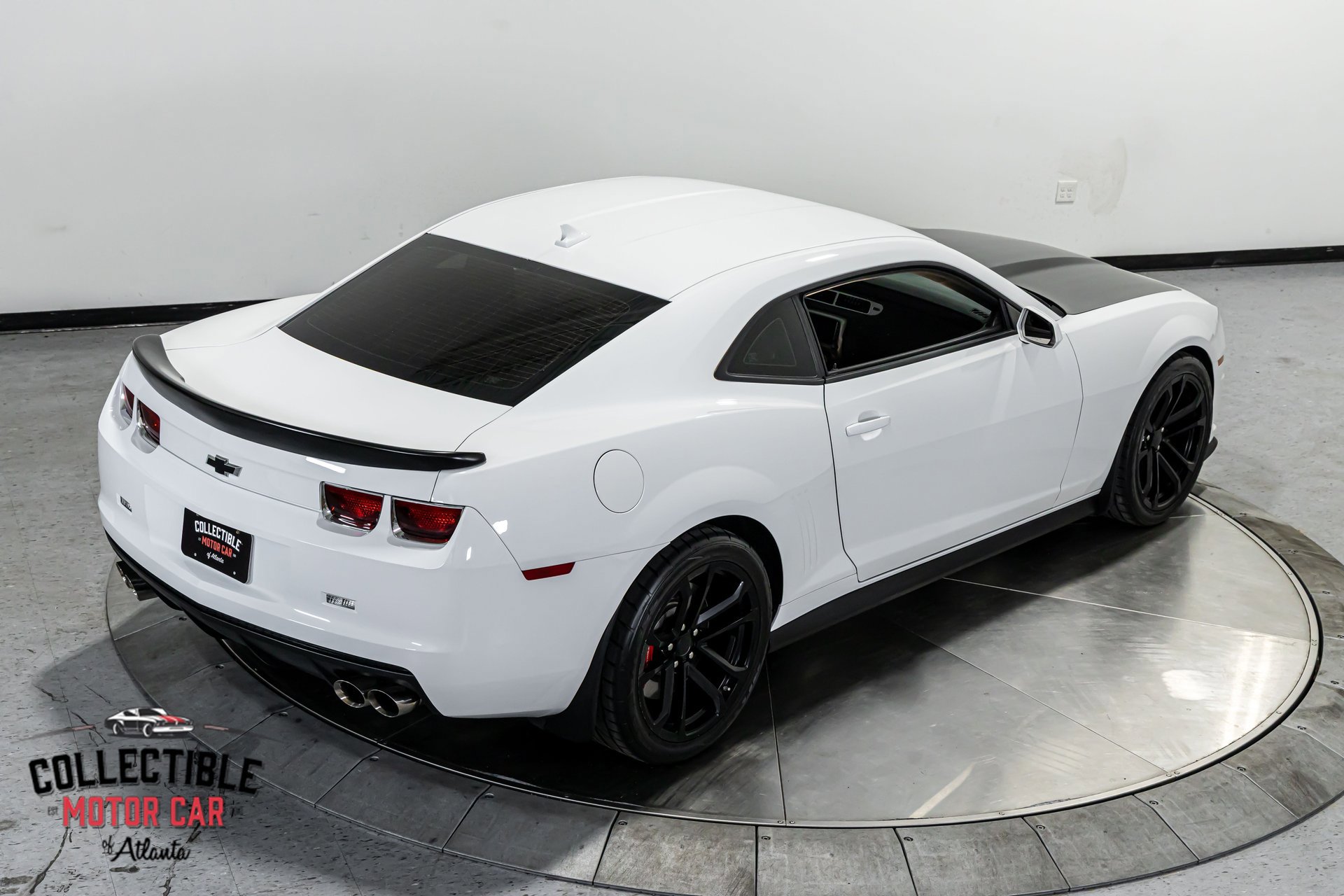 Used 2013 Chevrolet Camaro SS w/ SS Performance Package image 29