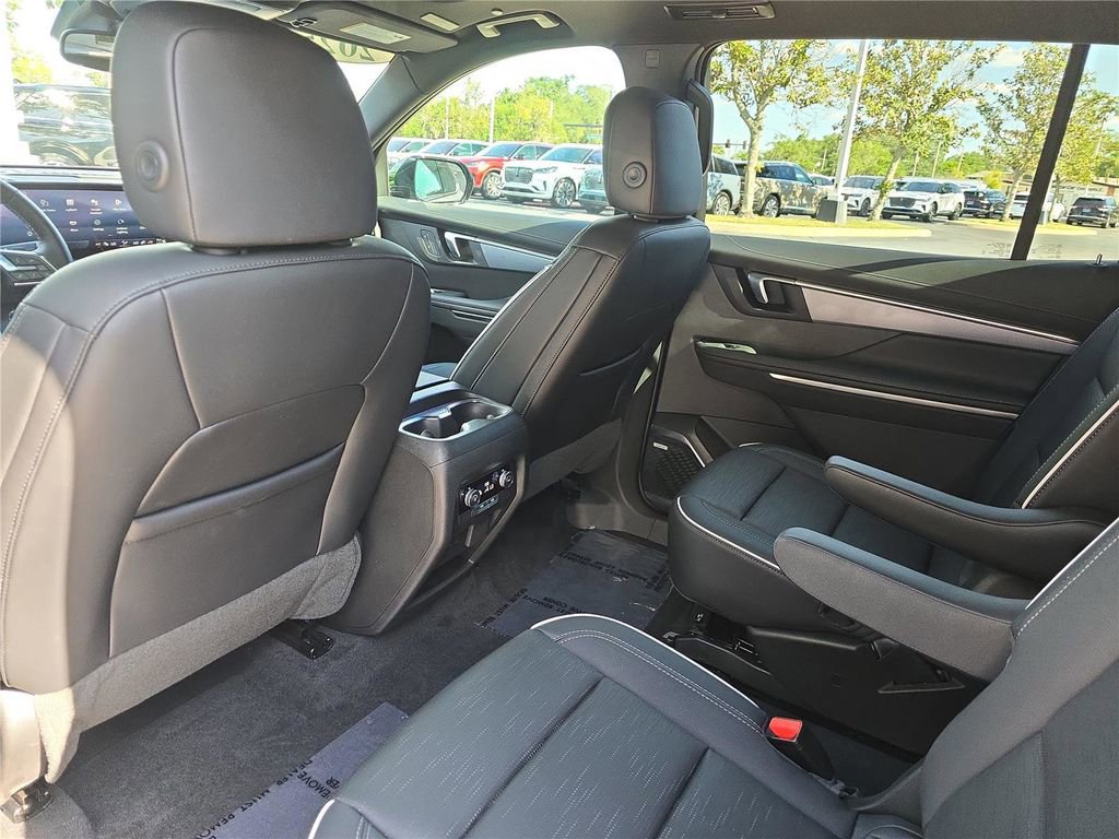 Used 2025 Buick Enclave Sport Touring w/ Power Package image 17