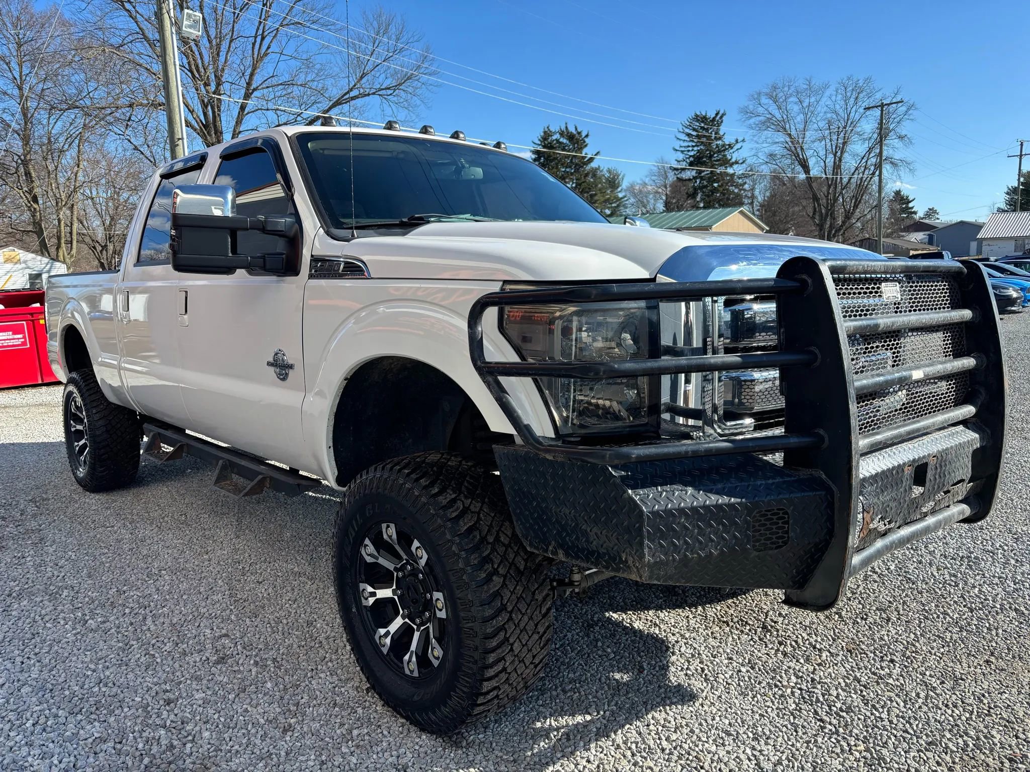 Used 2014 Ford F250 Lariat w/ Lariat Chrome Package image 9