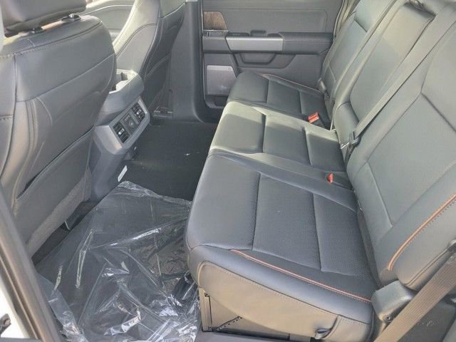 New 2026 Ford F250 Lariat w/ FX4 Off-Road Package image 8