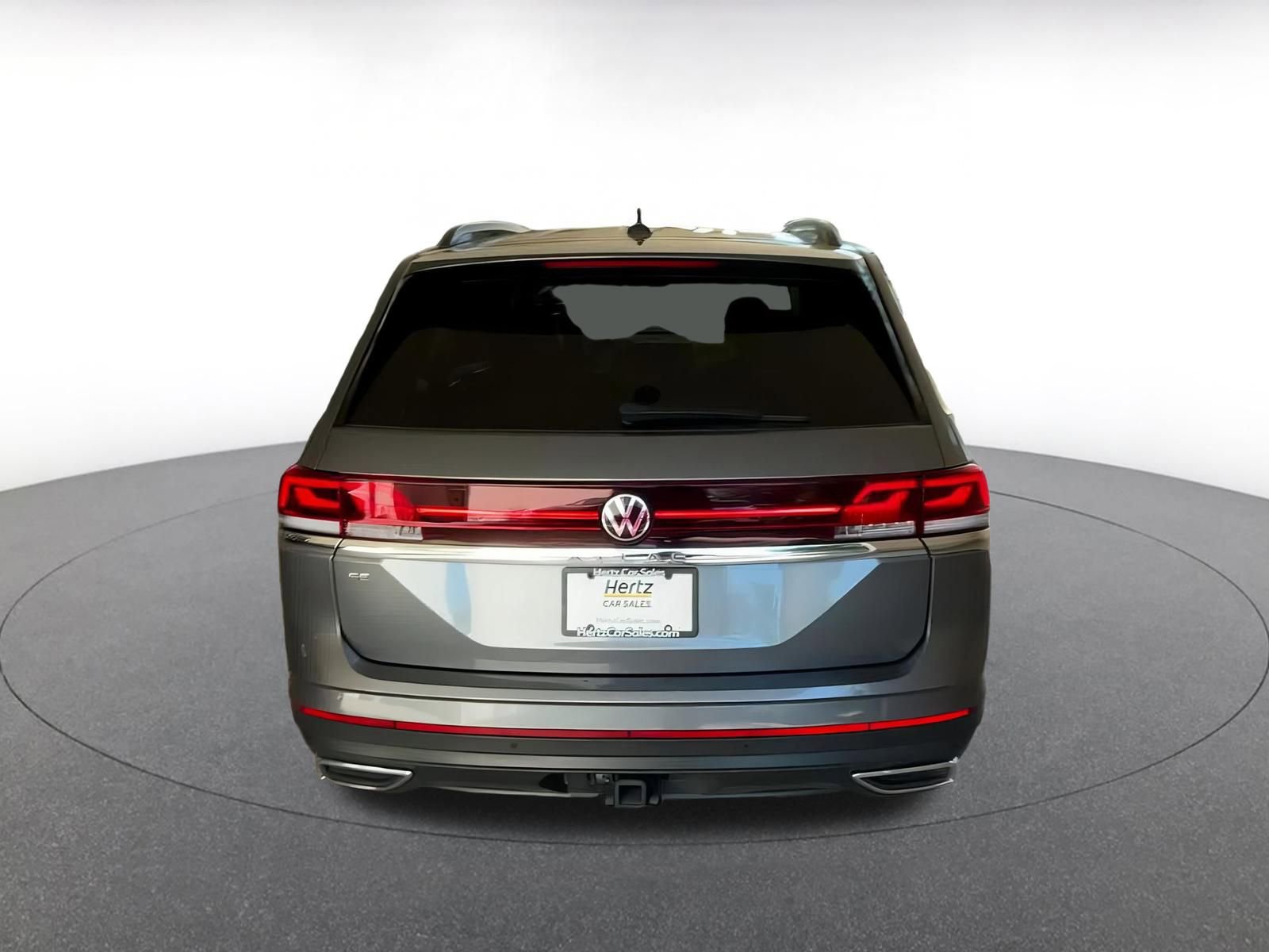 Used 2025 Volkswagen Atlas SE image 12