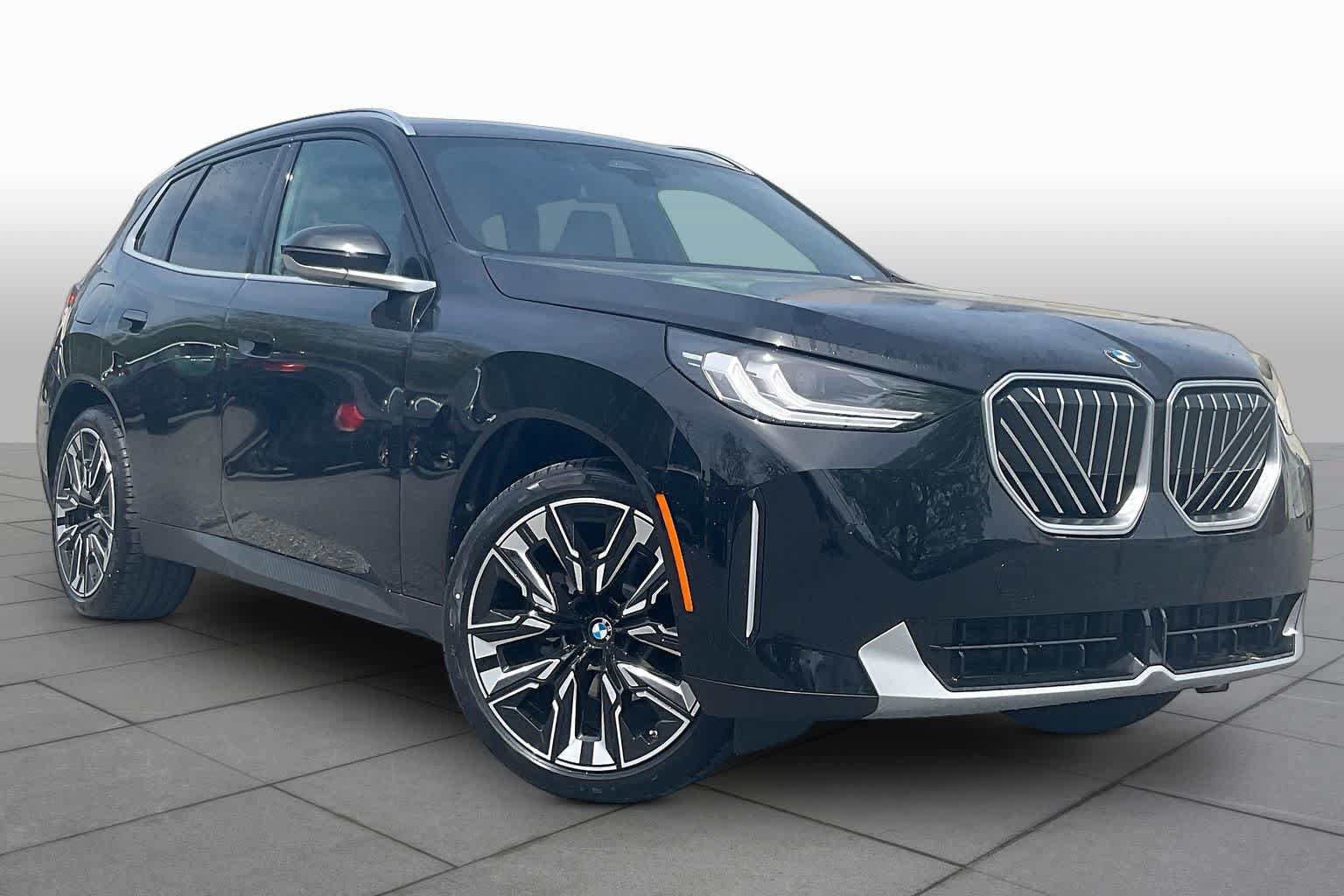 Used 2026 BMW X3 xDrive30i w/ Premium Package AWD/4WD image 2