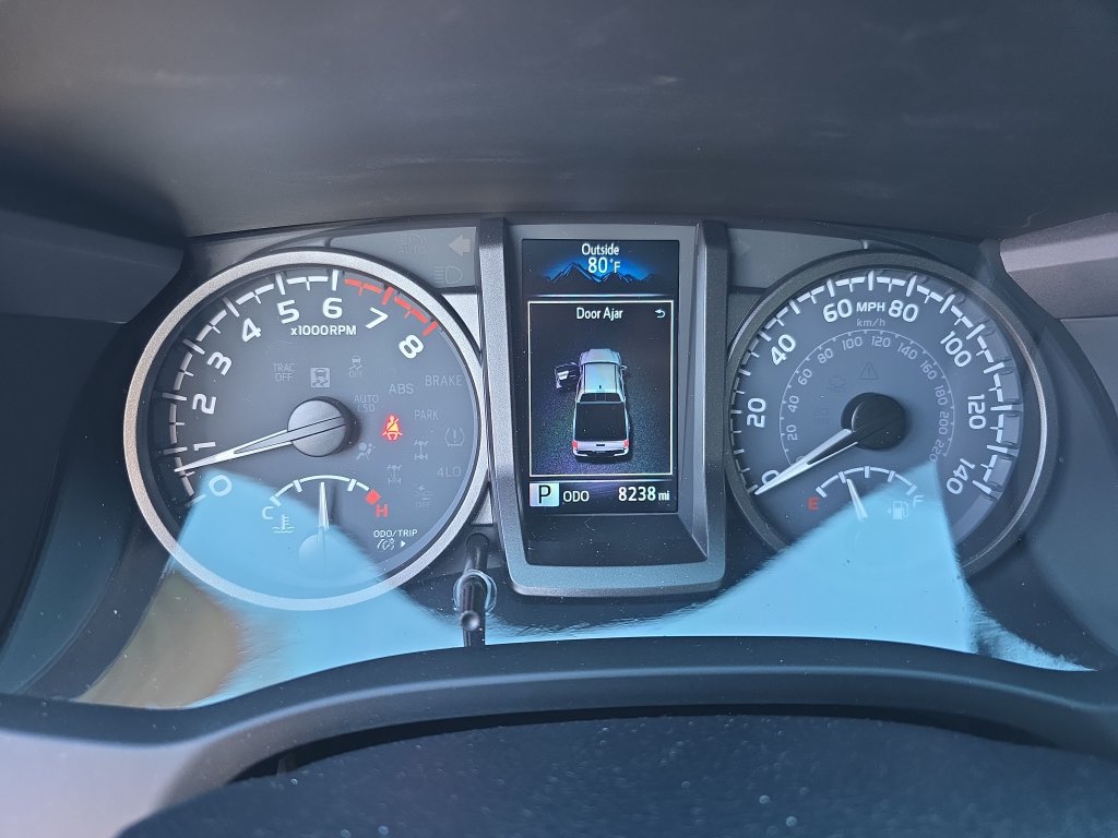 Used 2022 Toyota Tacoma TRD Sport w/ Technology Package AWD/4WD image 26