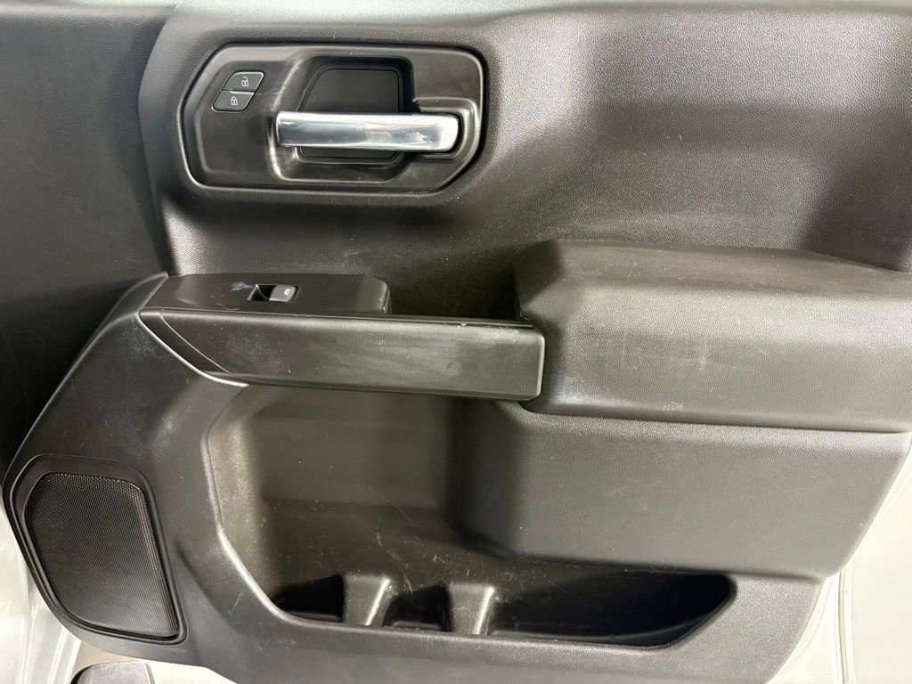 Used 2022 Chevrolet Silverado 1500 Custom image 14