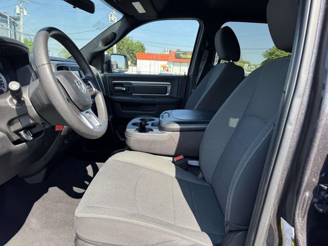 Used 2024 RAM 1500 Warlock AWD/4WD image 19