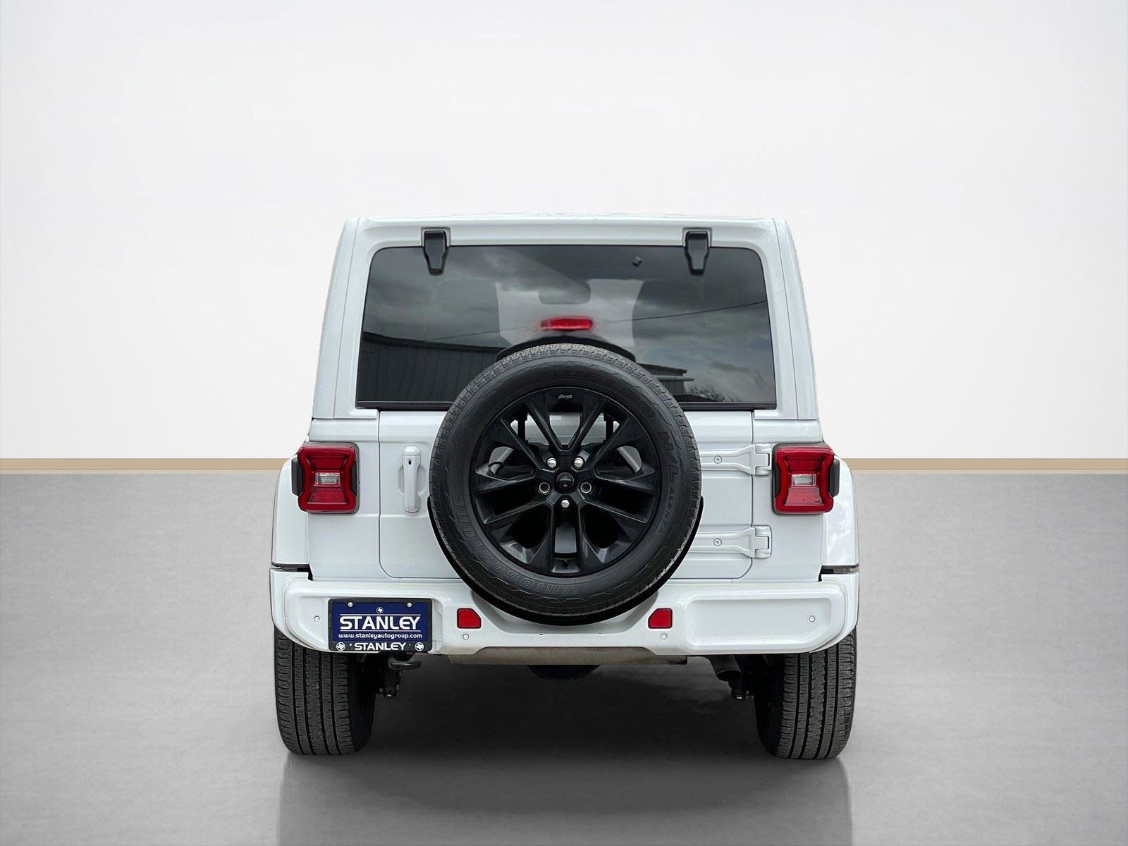 Certified 2021 Jeep Wrangler Unlimited Sahara image 6