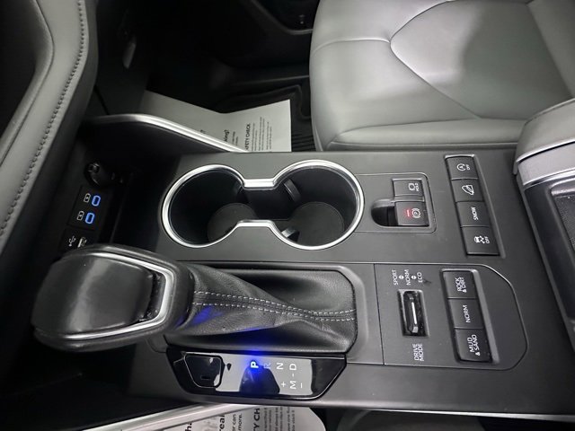 Used 2022 Toyota Highlander XLE image 34