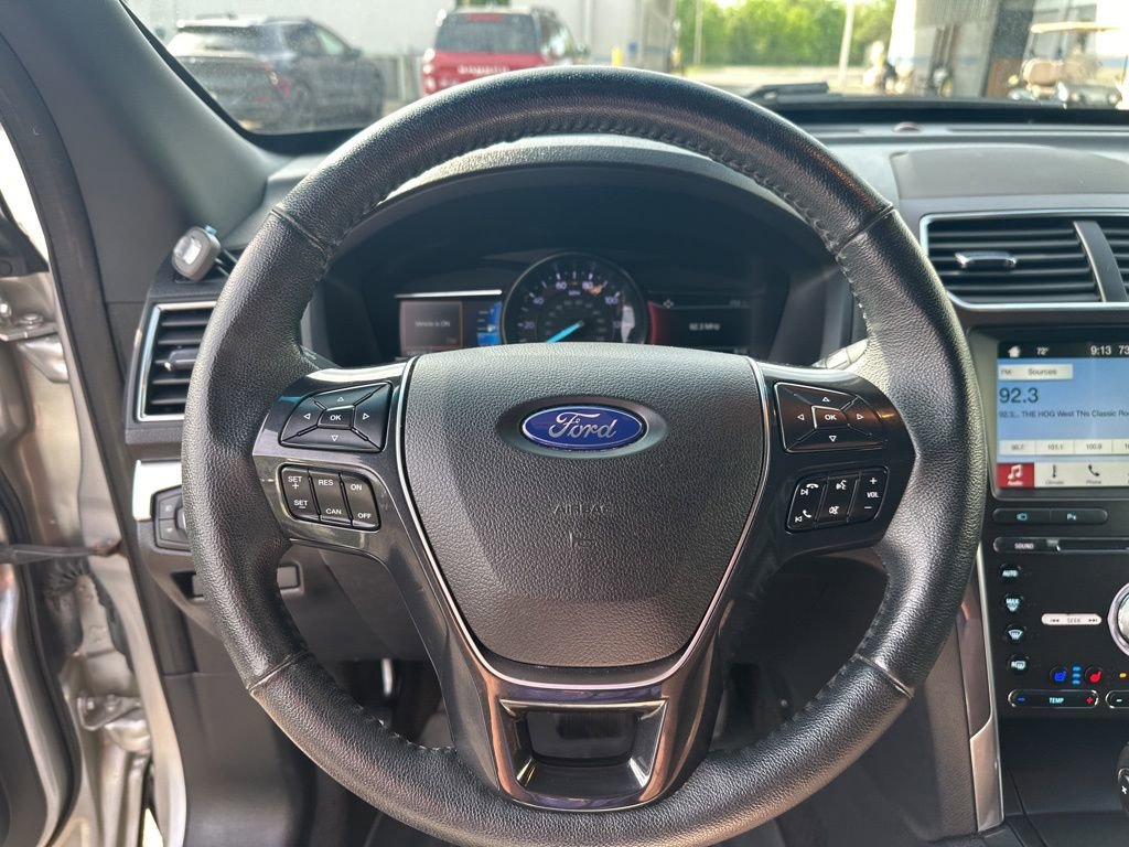 Used 2018 Ford Explorer Limited FWD image 20