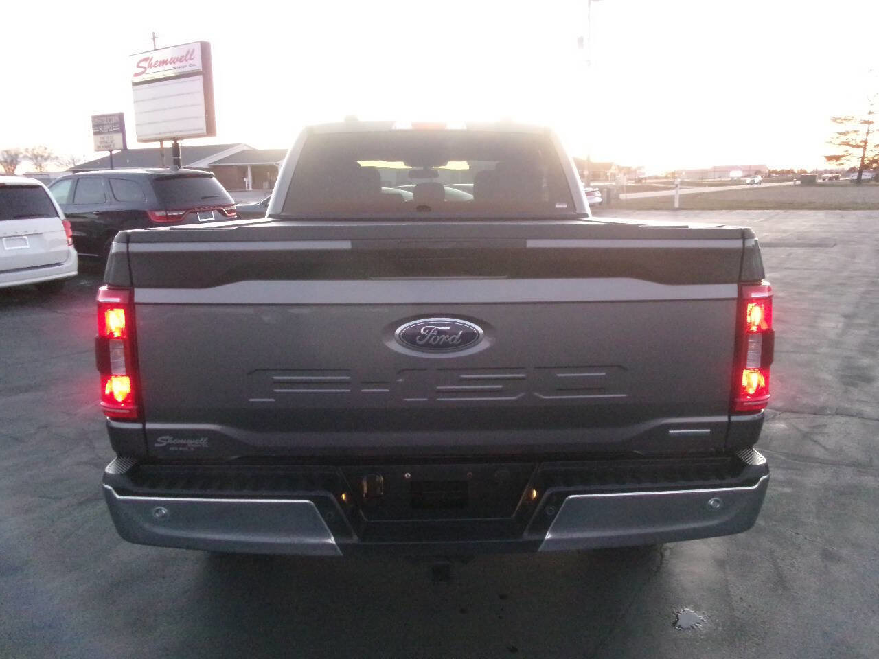 Used 2022 Ford F150 XLT w/ Equipment Group 301A Mid image 8