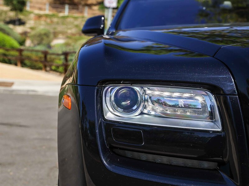 Used 2012 Rolls-Royce Ghost image 10