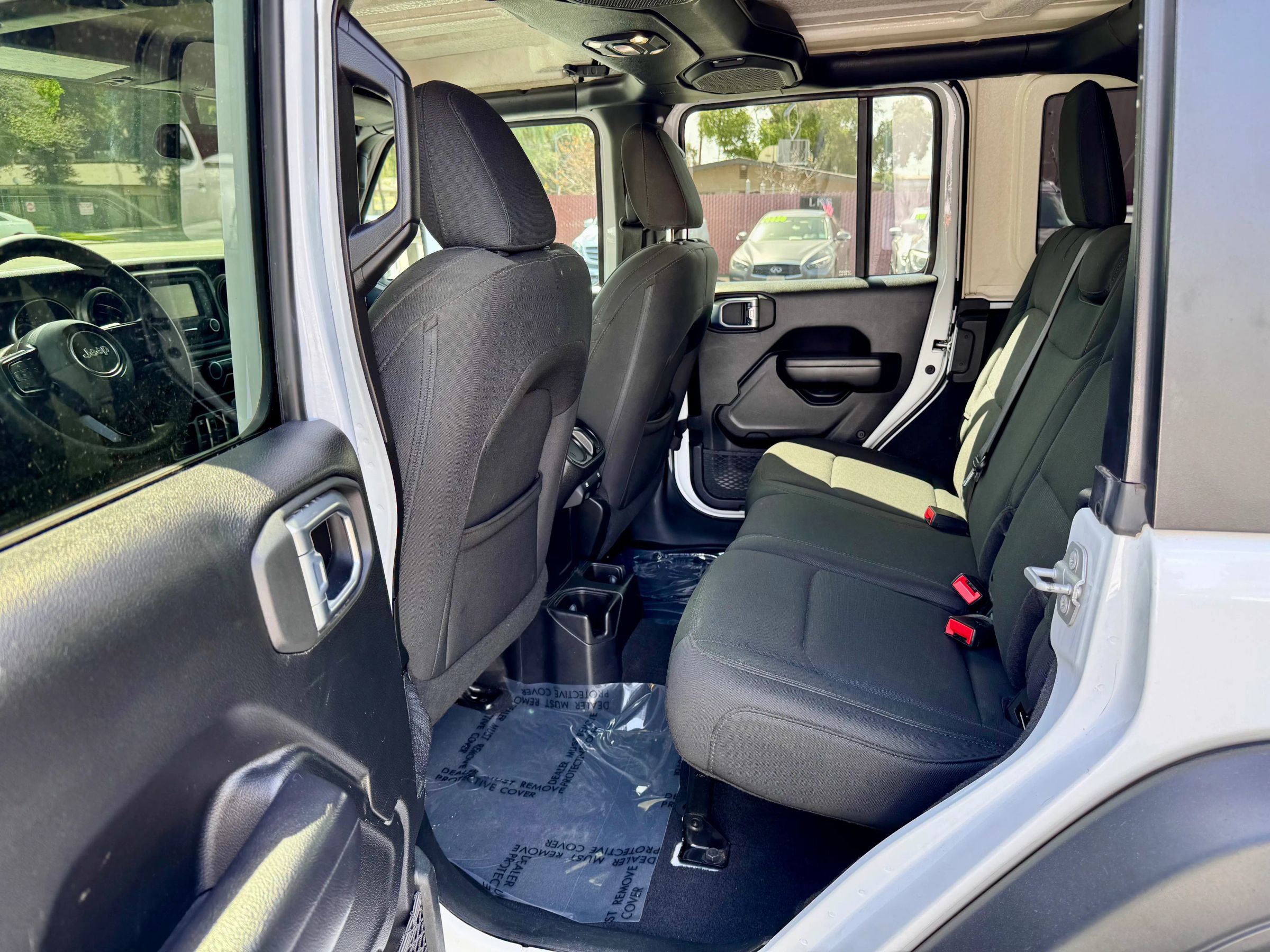 Used 2019 Jeep Wrangler Unlimited Sport S image 8