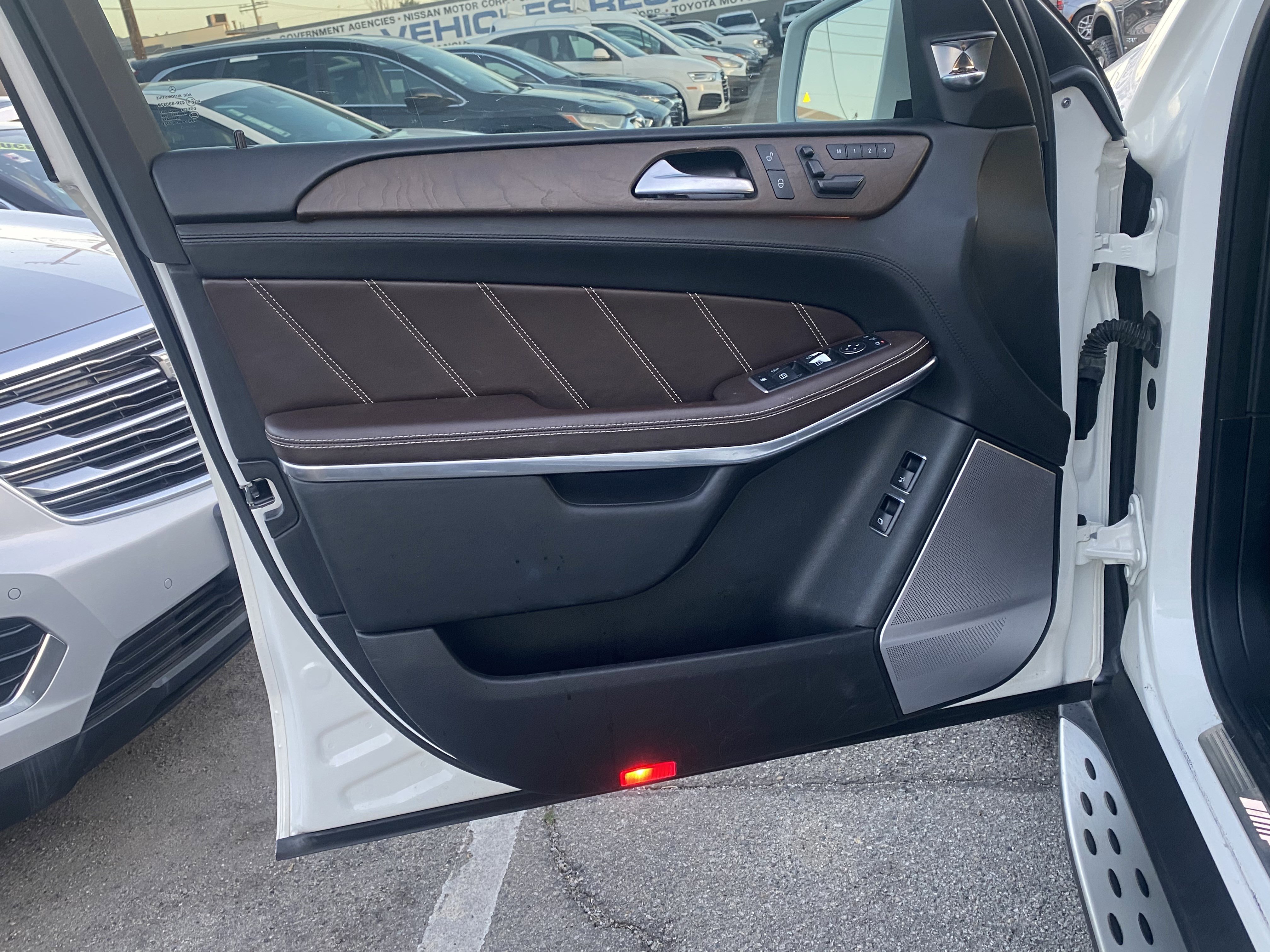 Used 2016 Mercedes-Benz GL 63 AMG 4MATIC image 13