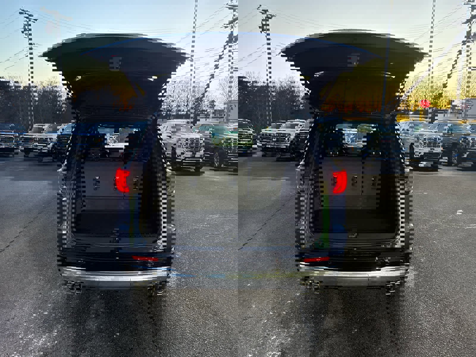 New 2026 GMC Acadia Denali w/ Super Cruise Package image 10