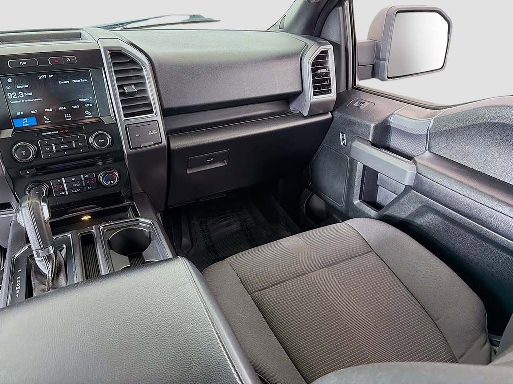 Used 2016 Ford F150 XLT w/ Equipment Group 302A Luxury image 25