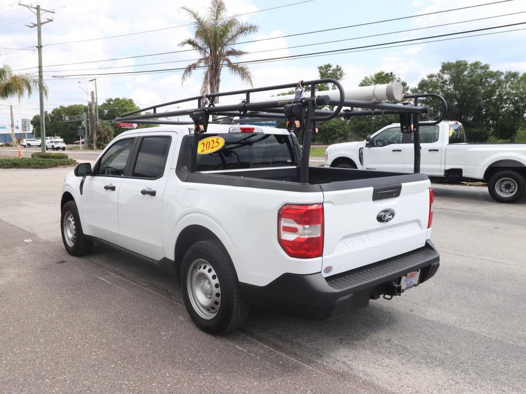 Certified 2025 Ford Maverick XLT w/ Equipment Group 302A image 4