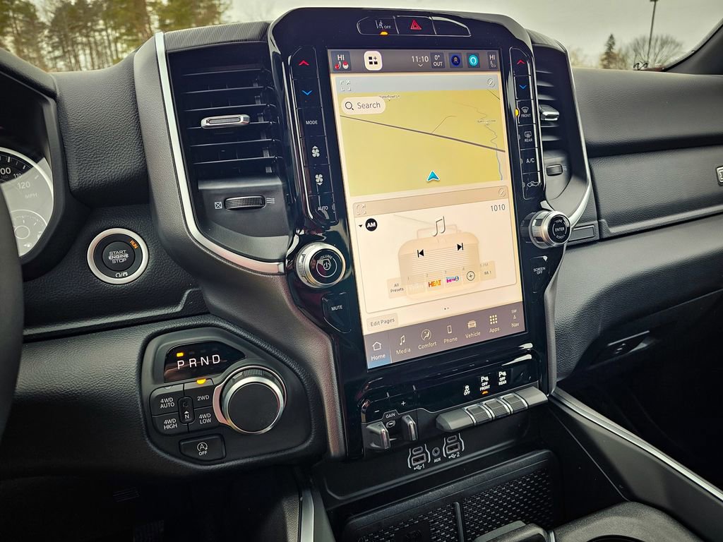 New 2026 RAM 1500 4x4 Crew Cab image 21