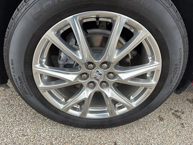 Used 2023 Buick Enclave Essence w/ Experience Buick Package image 9