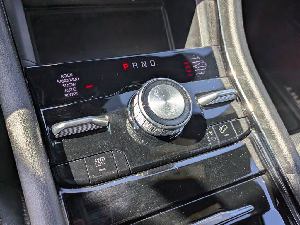 Used 2024 Jeep Grand Cherokee Summit w/ Adv Protech Group IV AWD/4WD image 13