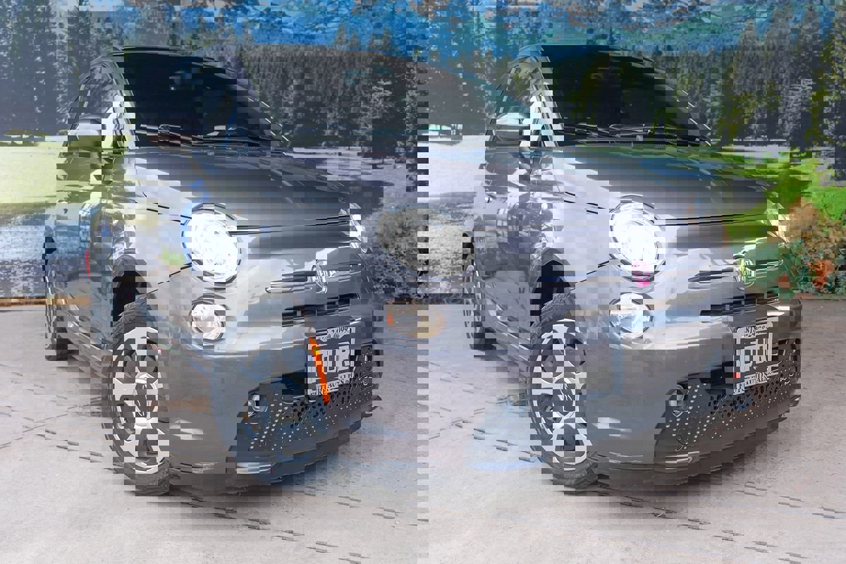 Used 2017 FIAT 500 e image 3