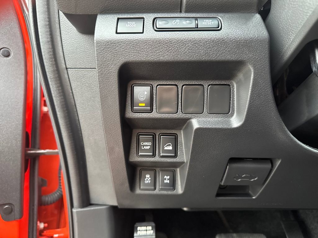 Certified 2025 Nissan Frontier PRO-4X image 37