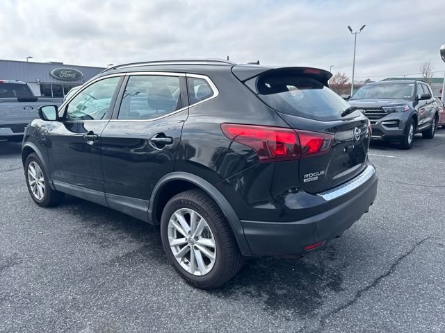 Used 2018 Nissan Rogue Sport SV w/ SV All-Weather Package image 3