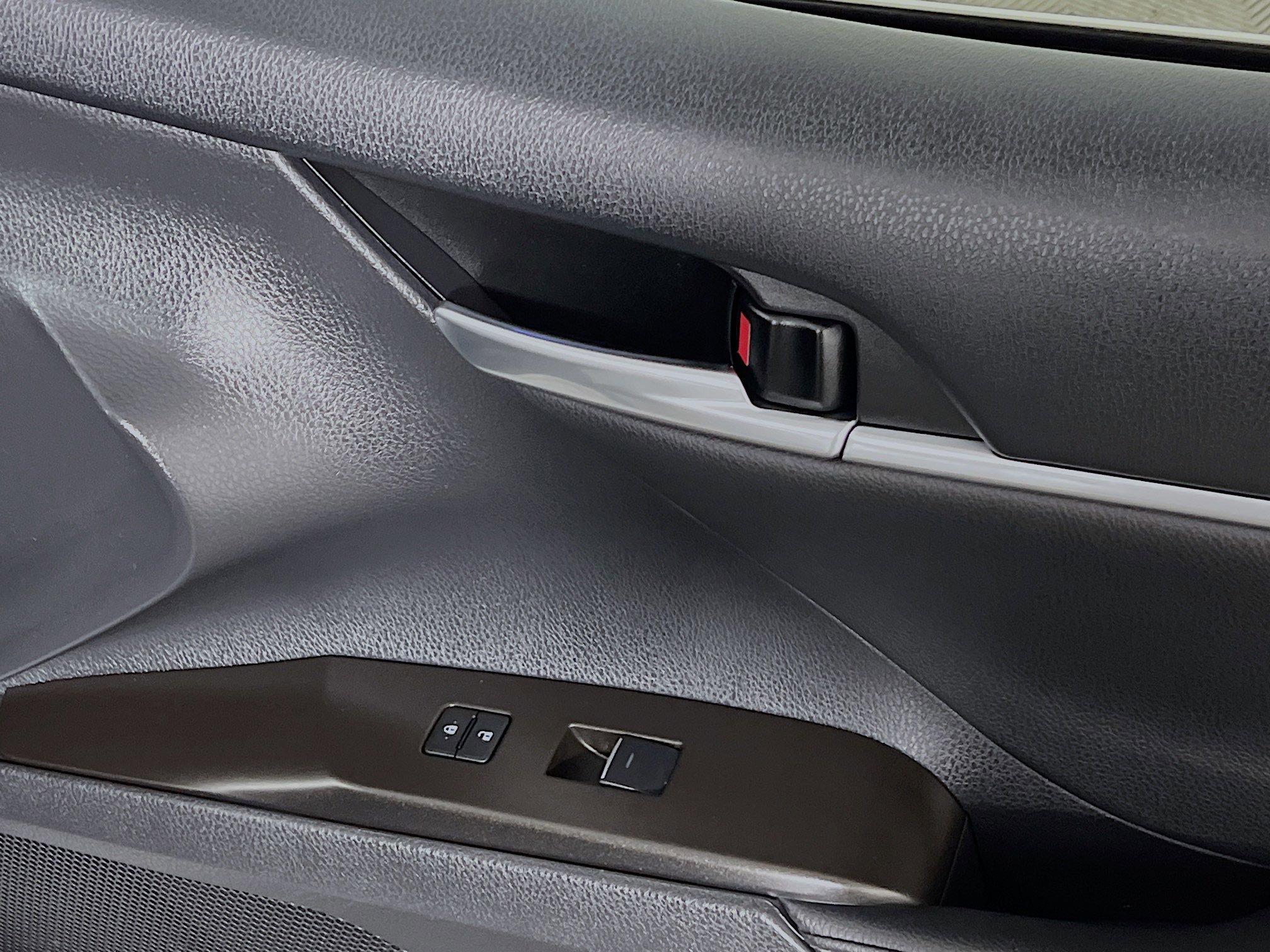 Used 2023 Toyota Camry XLE image 32