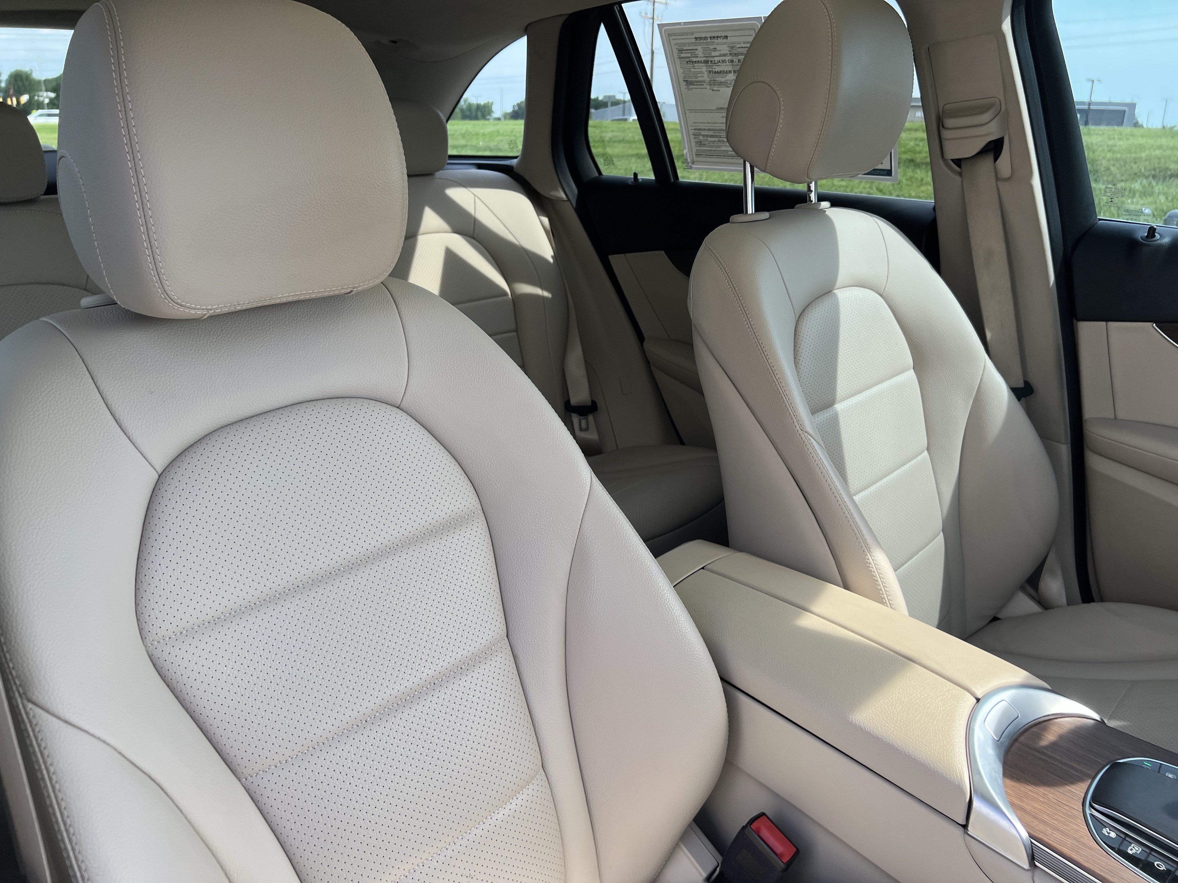 Certified 2021 Mercedes-Benz GLC 300 4MATIC image 35