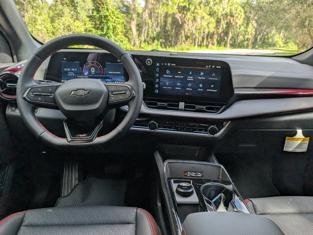 New 2027 Chevrolet Equinox RS w/ Safety and Technology Package FWD image 13